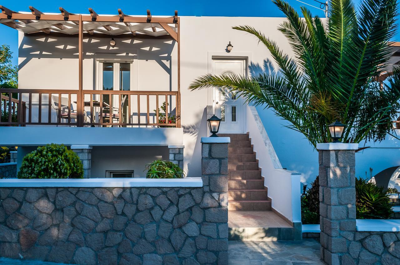 Oceanis Rooms Adamantas  Esterno foto