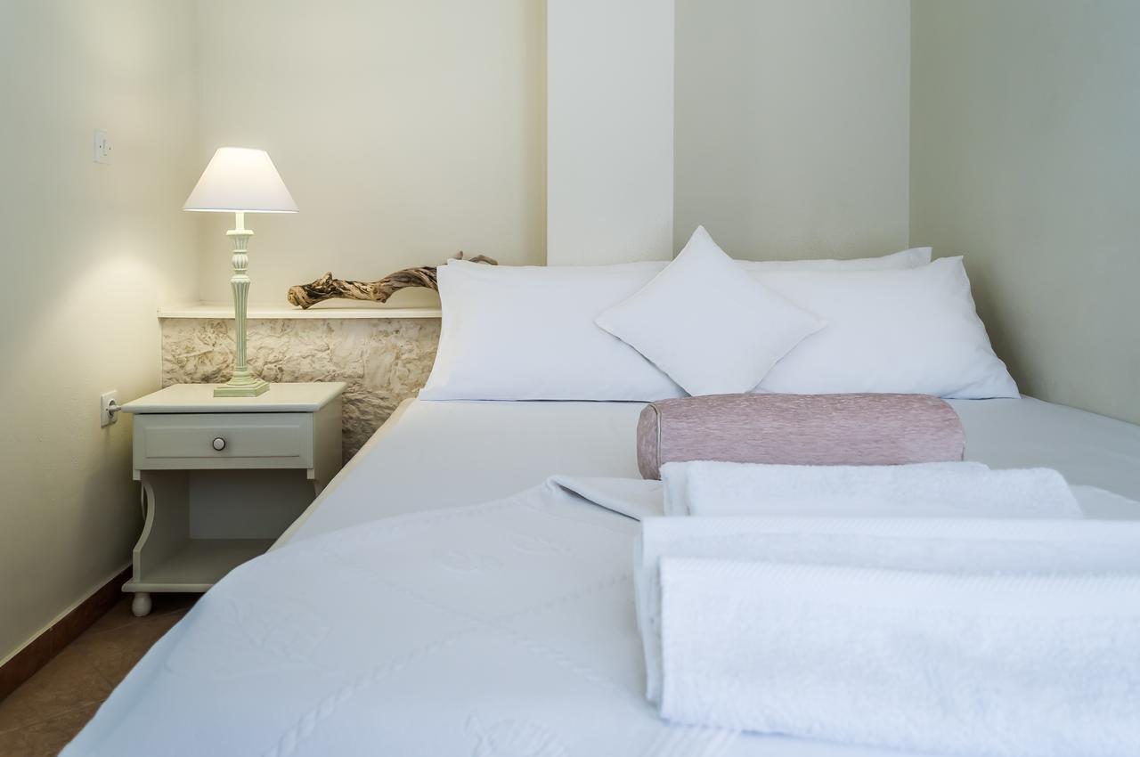 Oceanis Rooms Adamantas  Esterno foto